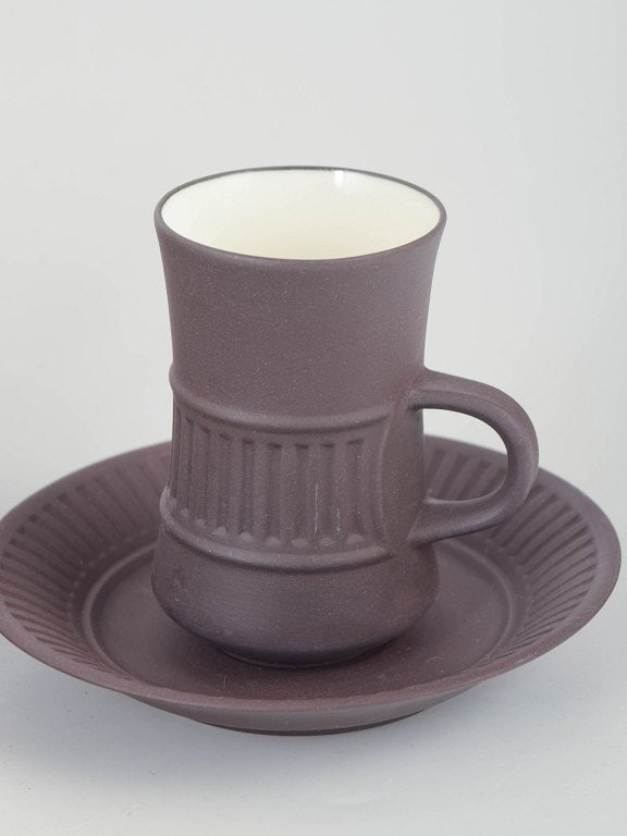Jens Harald Quistgaard for Dansk Designs, Denmark. Set of four stoneware coffee cups with matching - 2