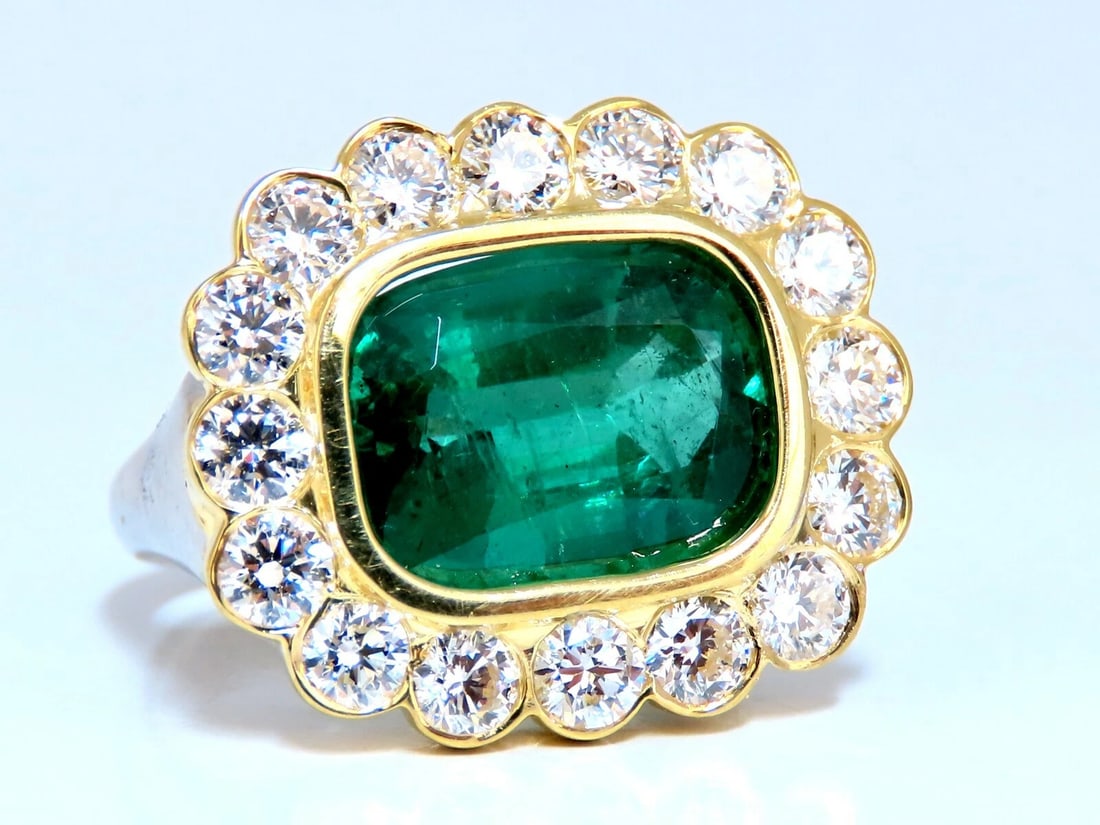 GIA Certified: 4.70ct Natural Emerald Diamonds Ring 18kt Cluster (F2)*v - 4