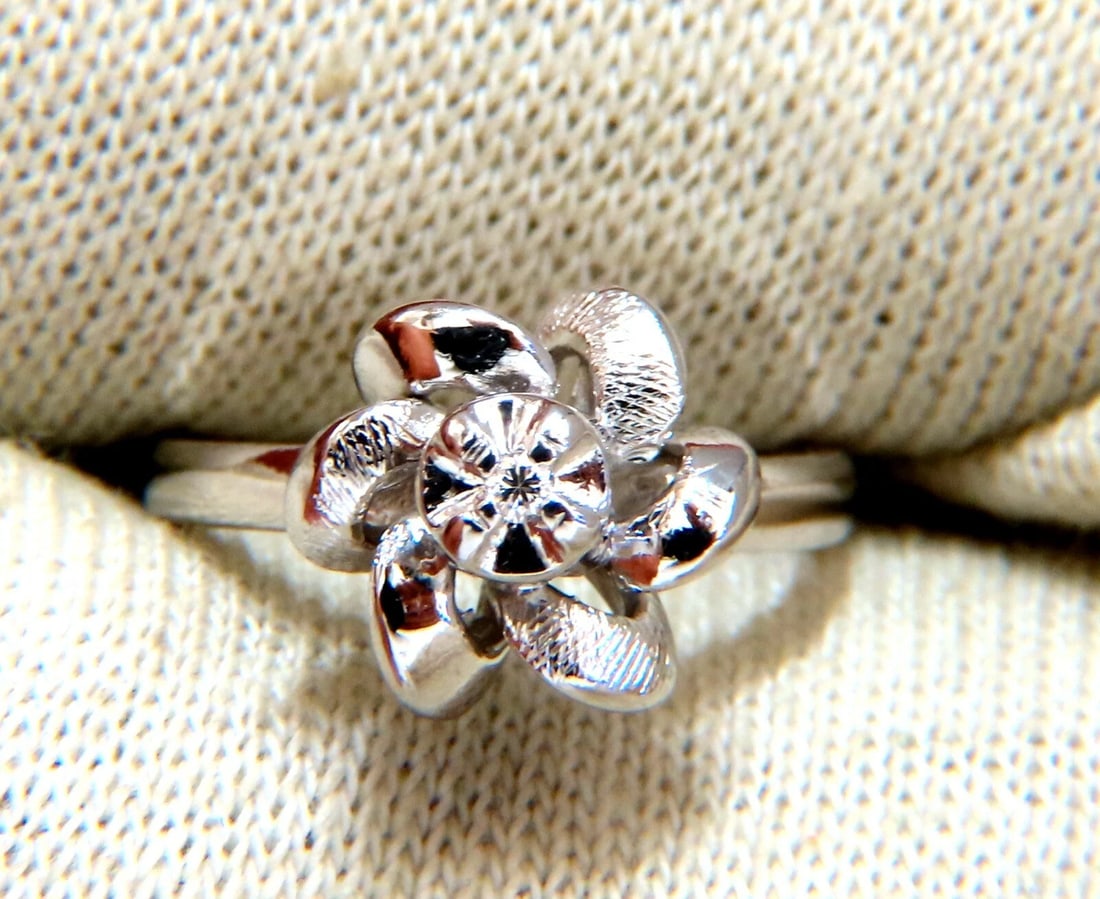 .02ct Natural Diamond Circular Bow Clover Ring 14kt *v - 6