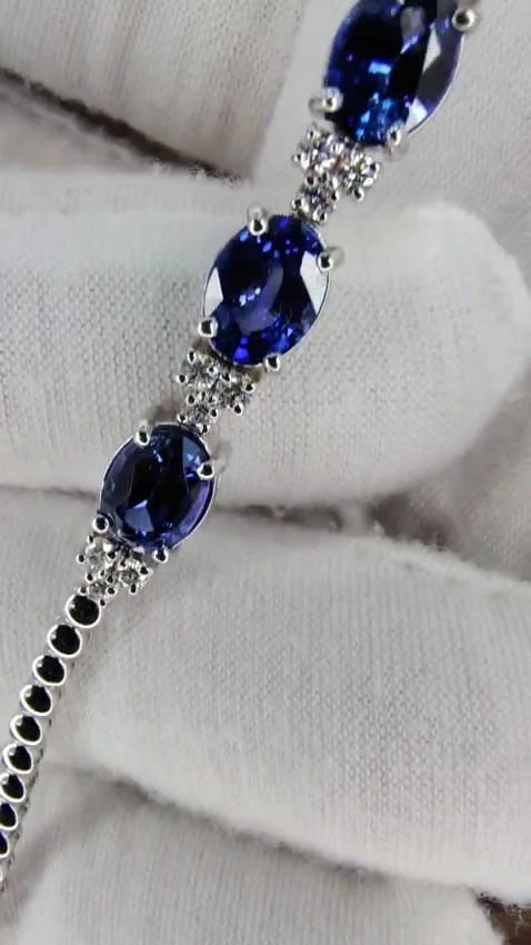 6.38ct natural Vivid royal blue round sapphires diamond bracelet 14 Karat *v - 3