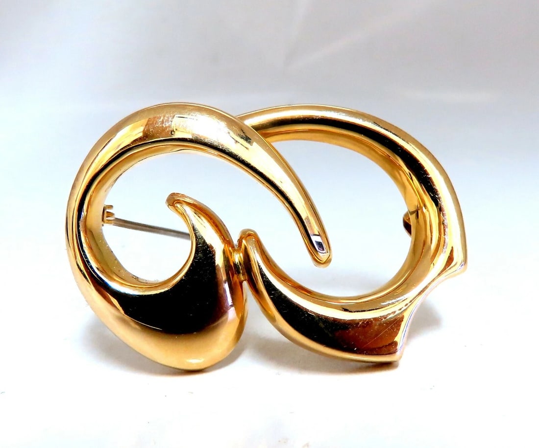 14kt Iconic Emblem Gold Pin** - 4