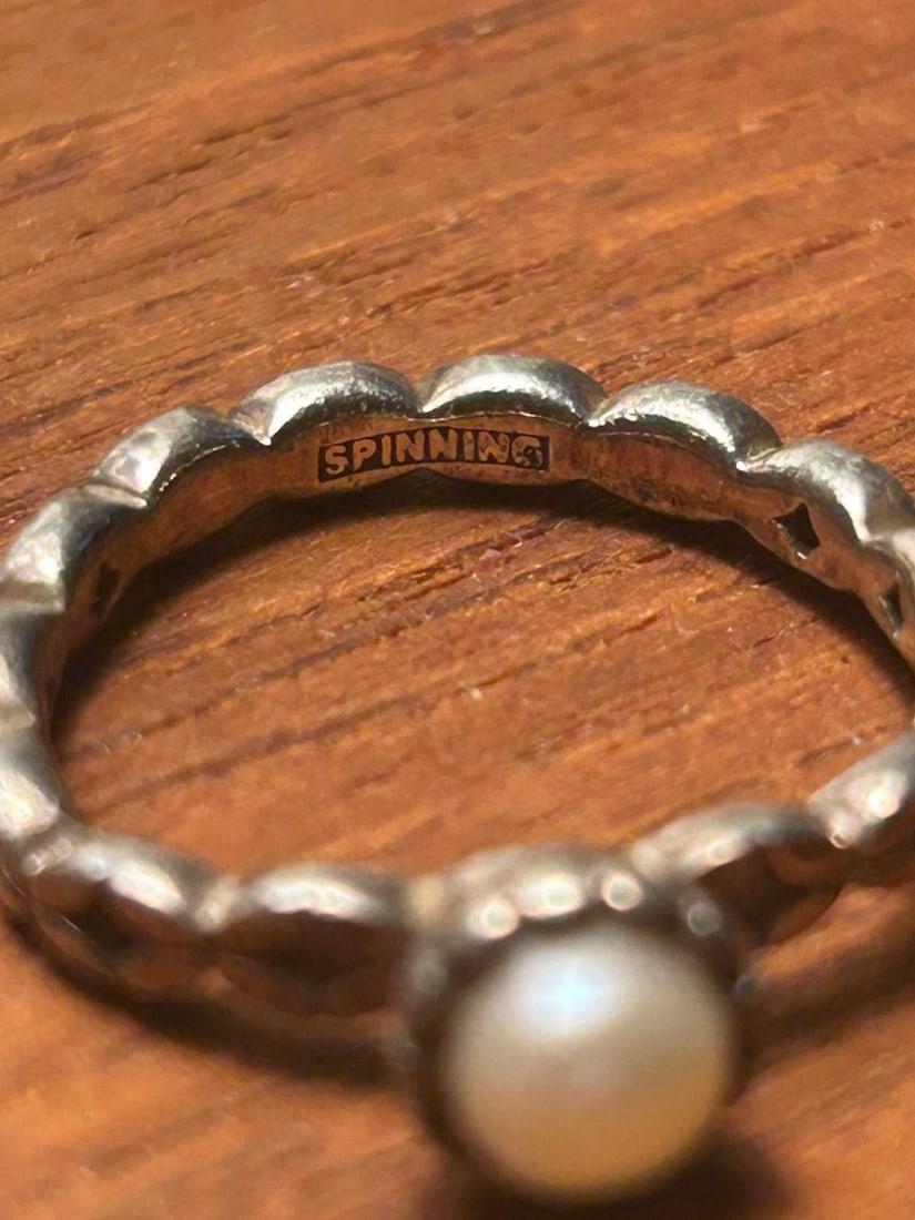 Spinning Sterling Silver and Pearl Ring - 2