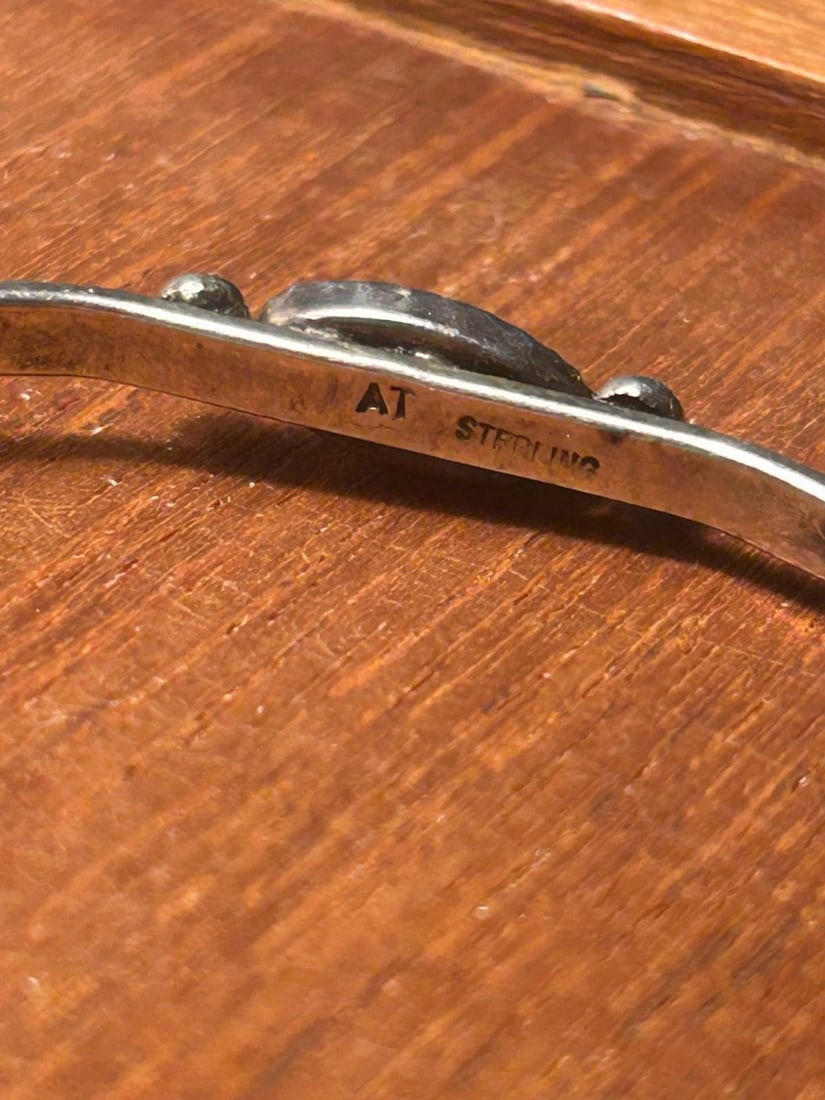 Native American Sterling Silver and Lapis Lazuli Cuff Bracelet - 4