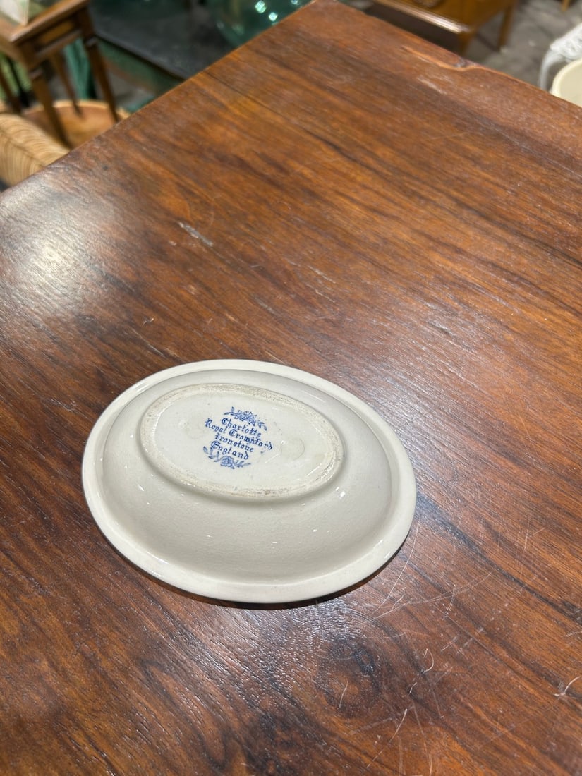 Royal Staffordshire â€œTonquinâ€? Pattern Oval Dish - 2