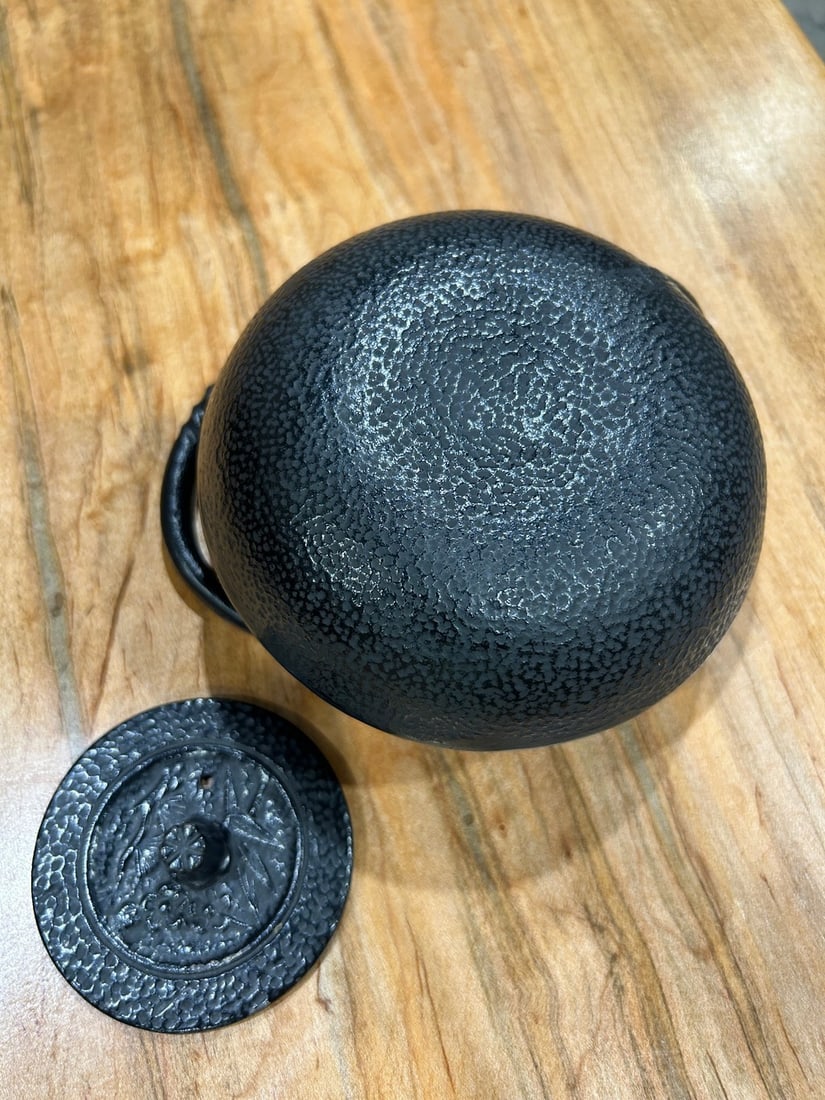 Japanese Cast Iron Tetsubin Tea Kettle with Infuser - 3