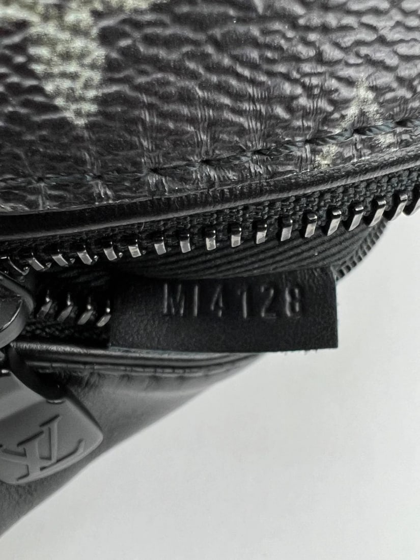 Louis Vuitton Monogram Galaxy Discovery Bumbag Sling Bag Men's - 4