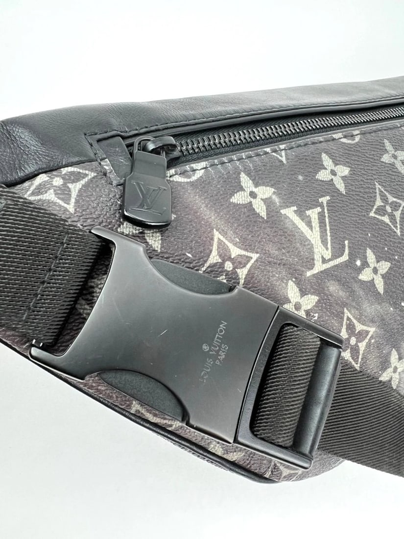 Louis Vuitton Monogram Galaxy Discovery Bumbag Sling Bag Men's - 8