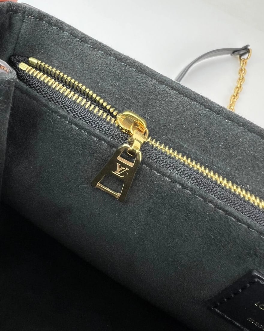 Louis Vuitton Vavin PM Damier Ebene Crossbody Bag - 19