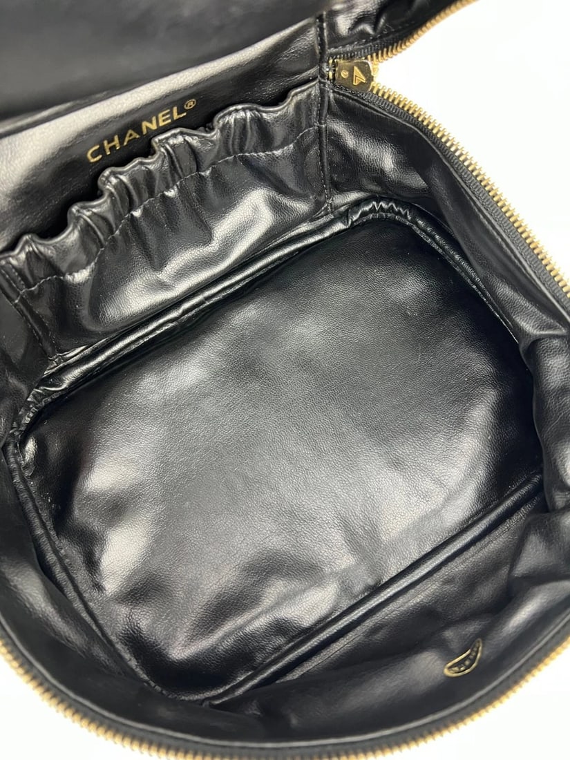 Chanel Lambskin Vanity Cosmetic Case Black - 8