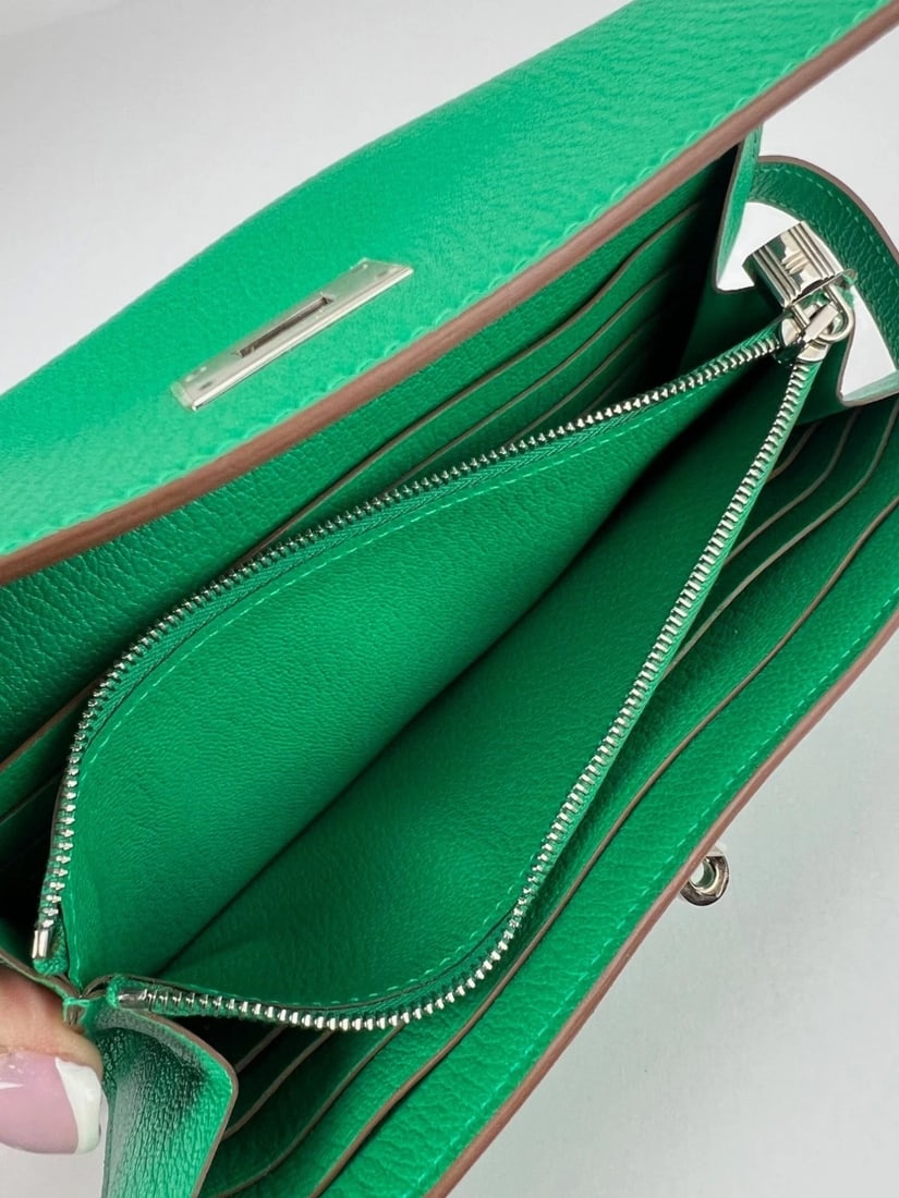 Hermes Chevre Mysore Kelly Longue Green Menthe Leather Wallet - 10
