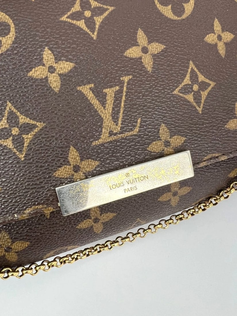 Louis Vuitton Favorite MM Monogram Crossbody Bag - 3