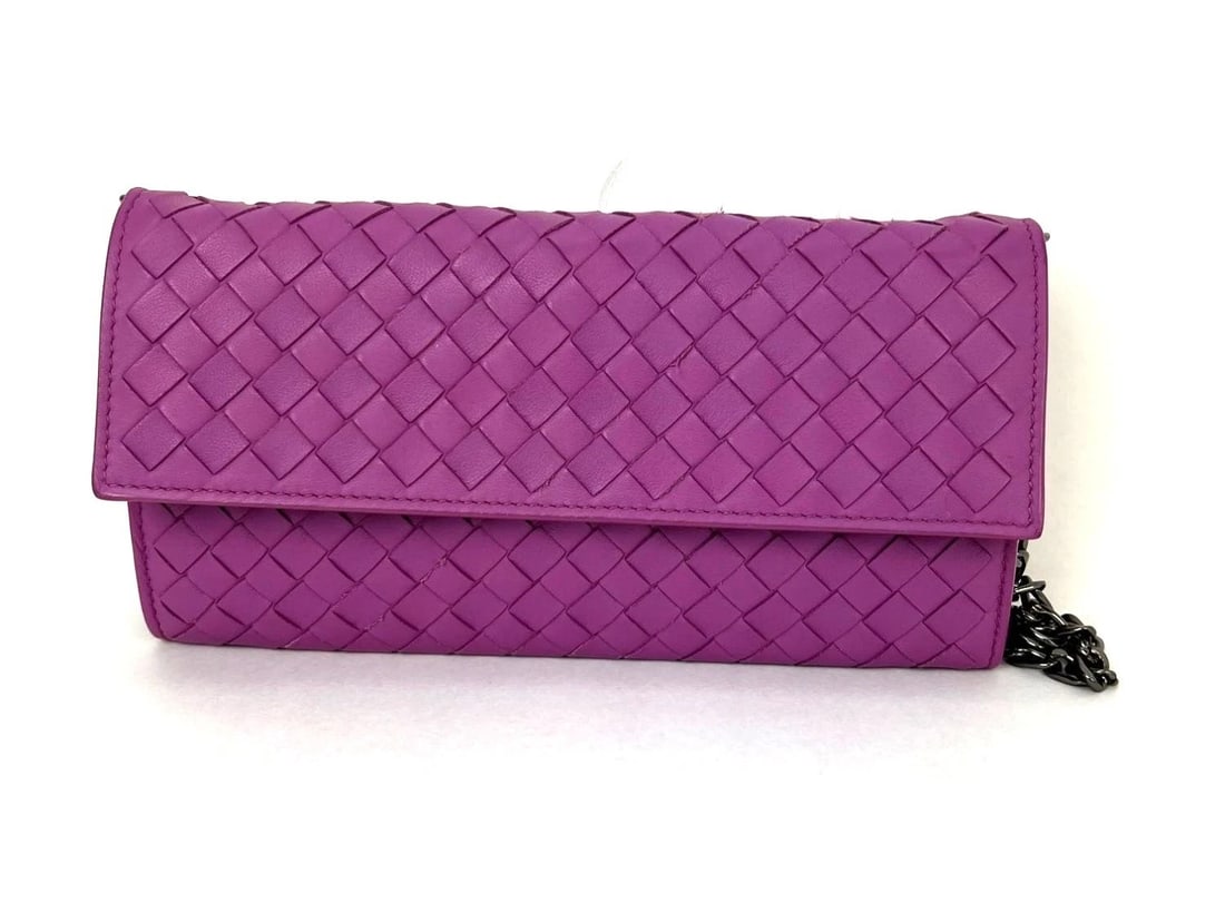 Bottega Veneta Nappa Intrecciato Contiental Flap Wallet Clutch: Title: Bottega Veneta Nappa Intrecciato Contiental Flap Wallet Clutch Description: Pre-Owned 100% Authentic Bottega Veneta Nappa Intrecciato Contiental Flap Wallet Clutch RATING: A/B...Very Good, well