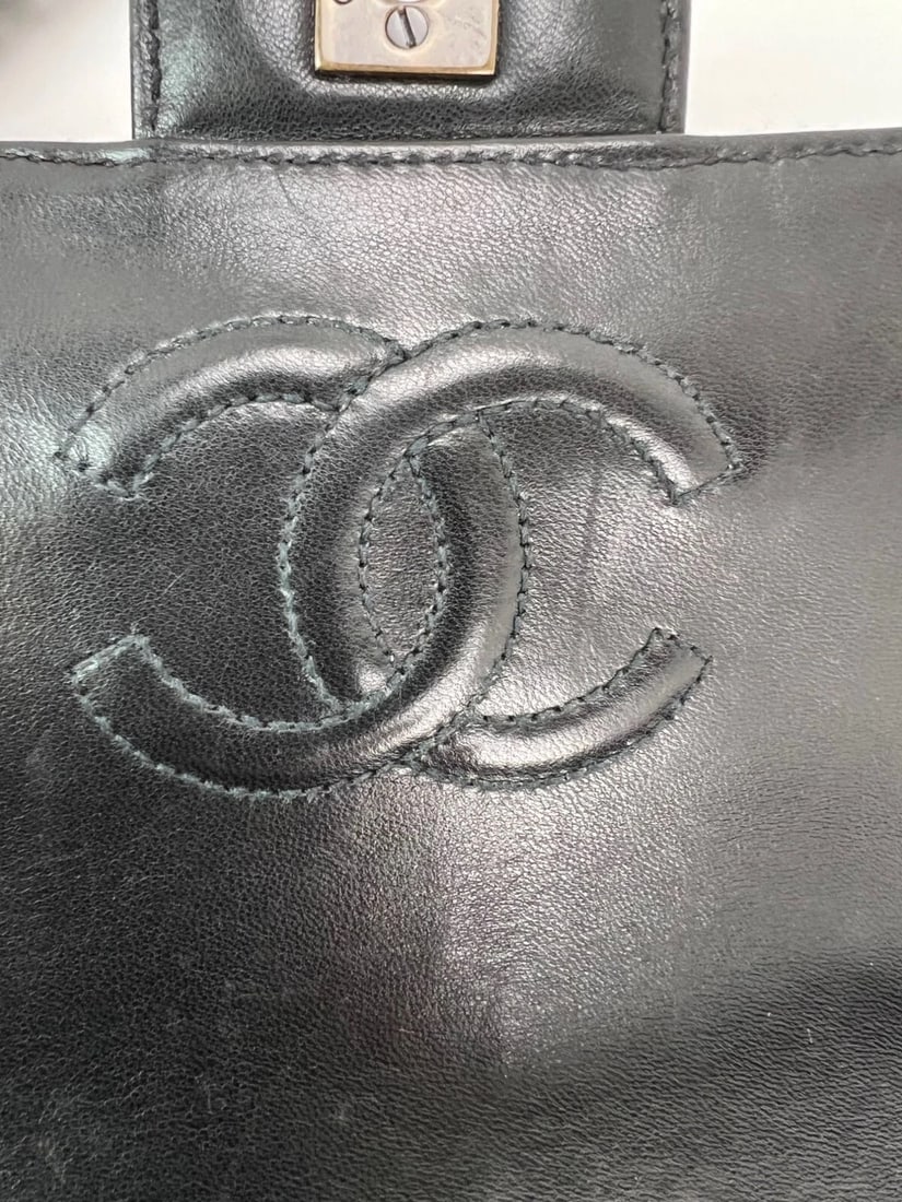 Chanel Vintage Quilted Lambskin Black Resin Chain Small Classic Single Flap - 12