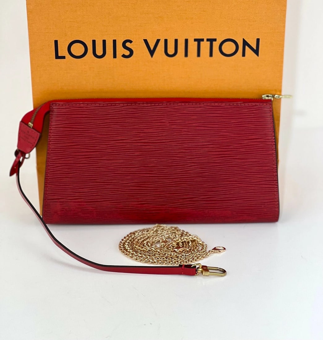 Louis Vuitton Epi 24 Pochette Accessories Red Leather Crossbody Bag - 4