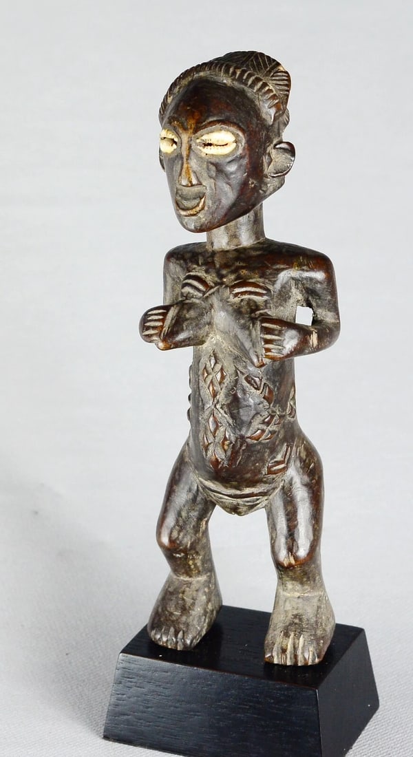 Lovely LUBA Shankadi Female Figure Statue Sculpture African Tribal Art MC 2032: Title: Lovely LUBA Shankadi Female Figure Statue Sculpture African Tribal Art MC 2032 Description: CONGO DRC ??? Lovely LUBA Shankadi Female Cult Figure Charming female ancestral figure in cult style 