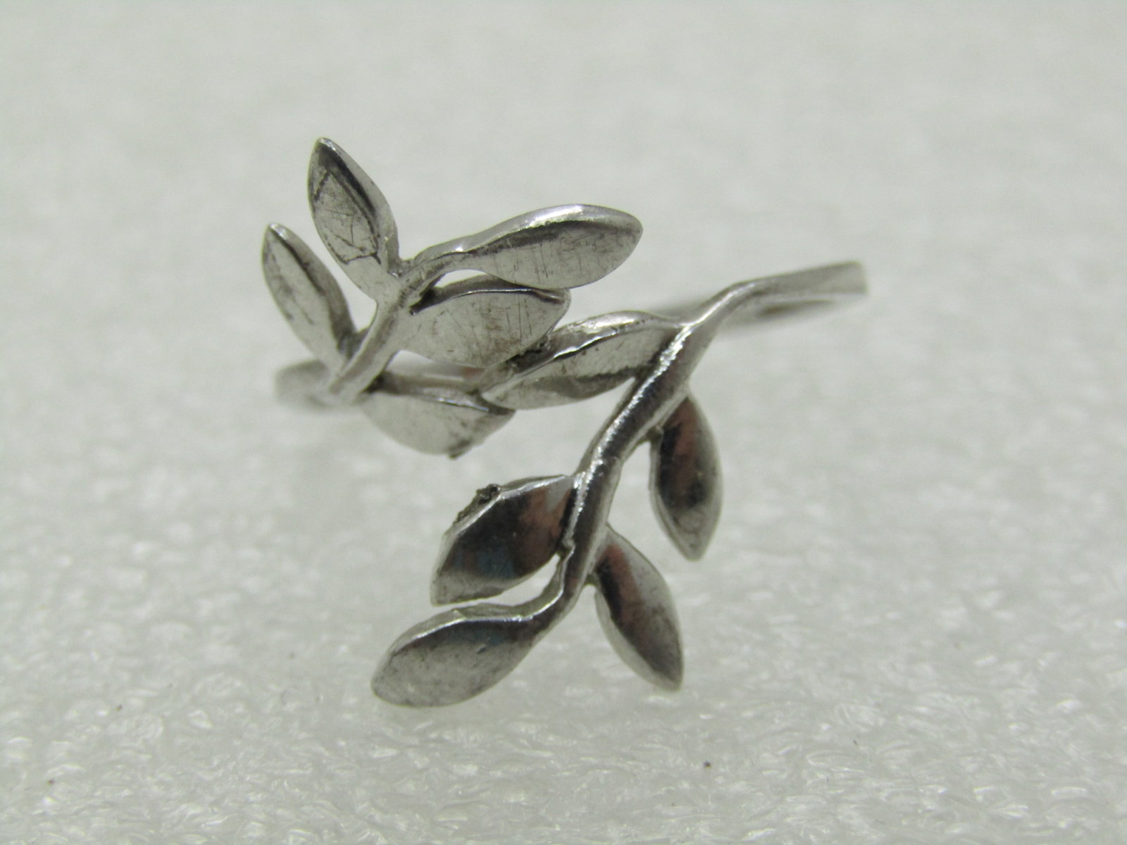 Sterling Silver Bypass Leaf Vine Ring, Sz. 7.5, 2.23 gr. - 3