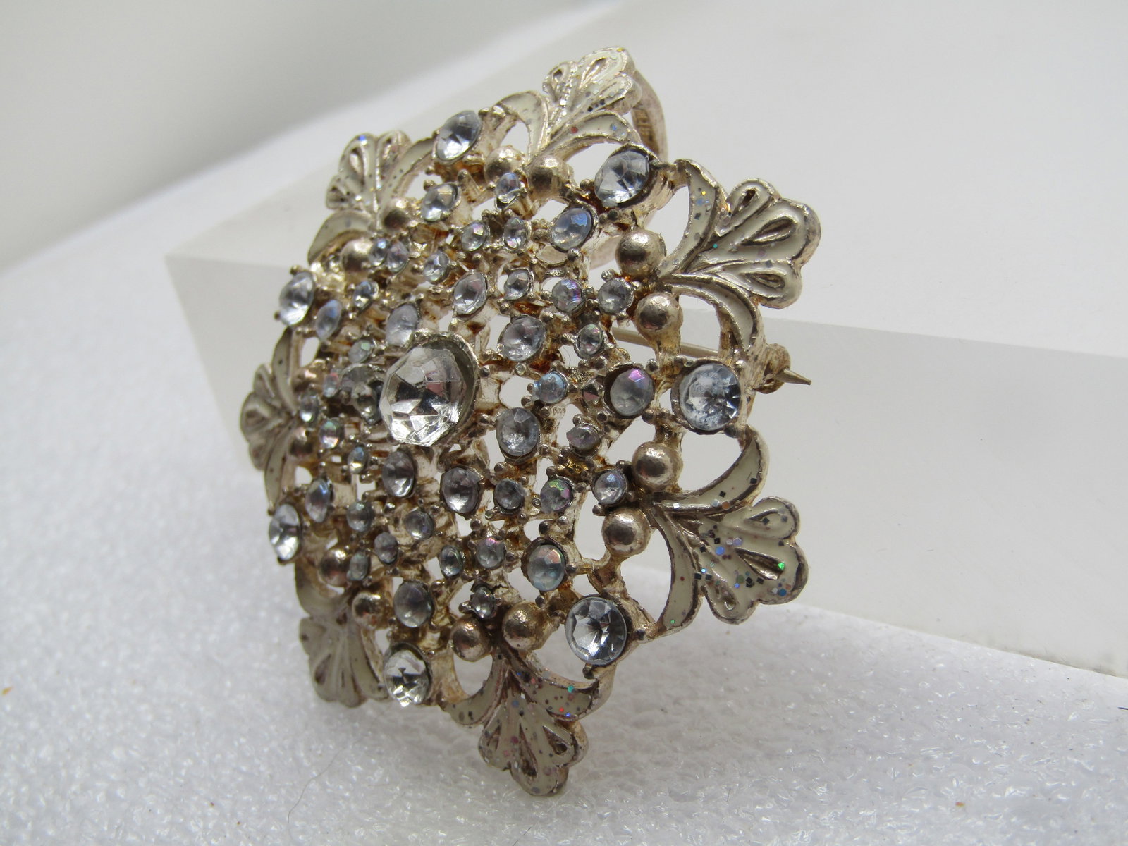 Vintage White Enameled & Rhinestone Brooch/Pendant , Blossomish. 1980's - 2