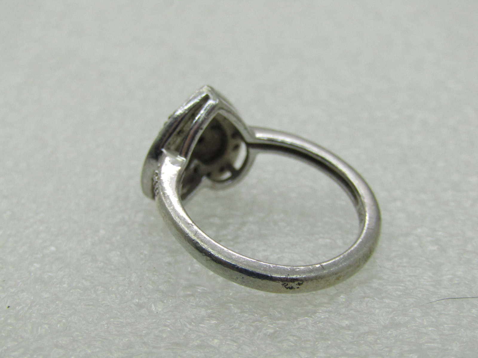 Vintage Sterling Black & Clear Diamond Heart Ring, signed Sun, 3.84 Gr. Sz. 7 - 5