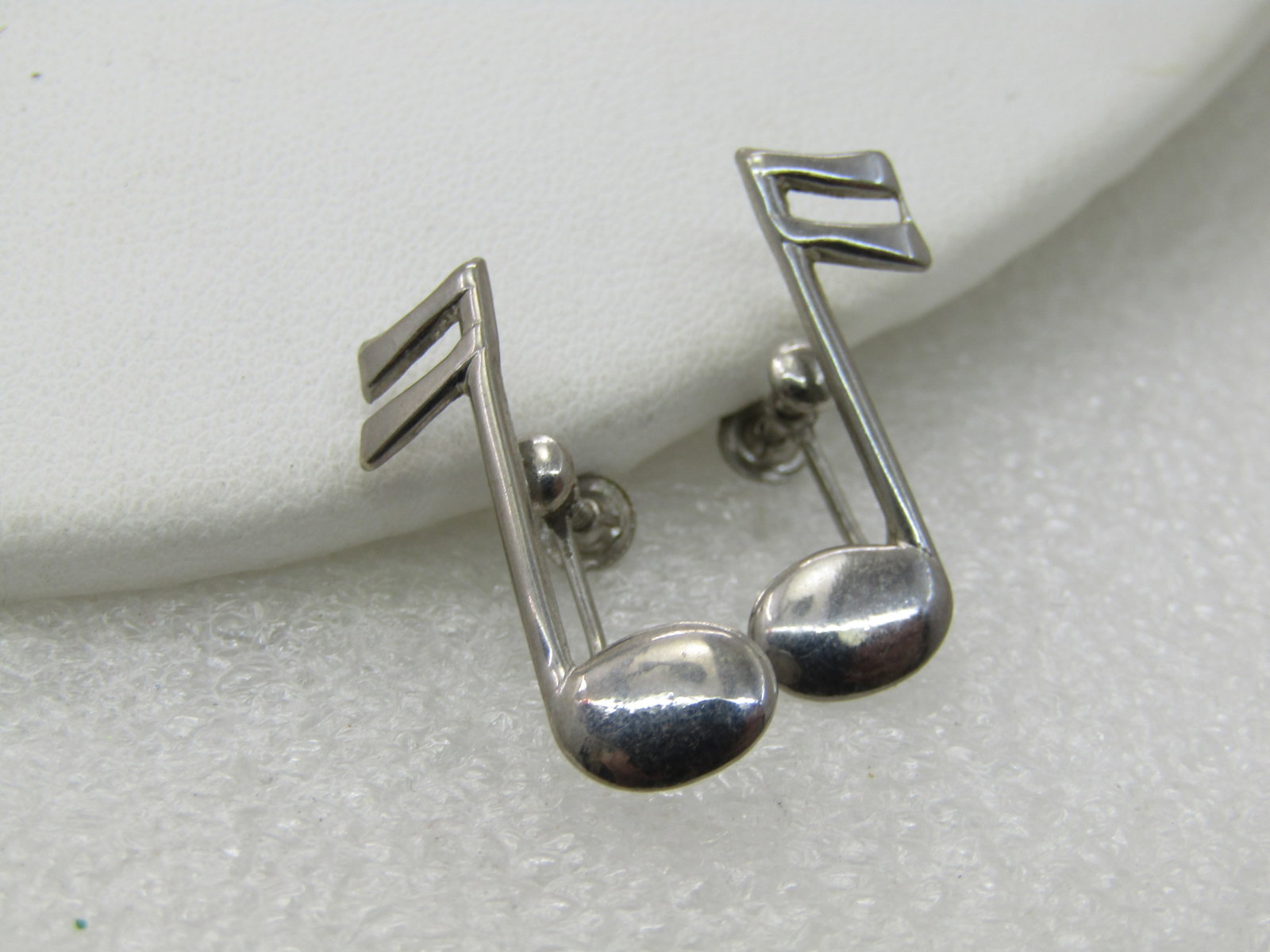 Vintage Sterling Silver Musical Notes Earrings, Screw Back, Signed SD, 1960's, appx. 1.76 grams. - 2