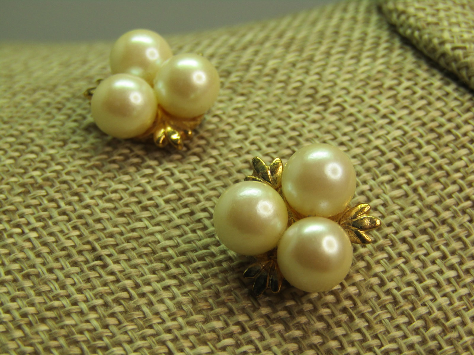 Vintage Faux Pearl Earrings, Pierced, 1990's, Signed MMA - Metropolitan Museum of Art WAG - 3