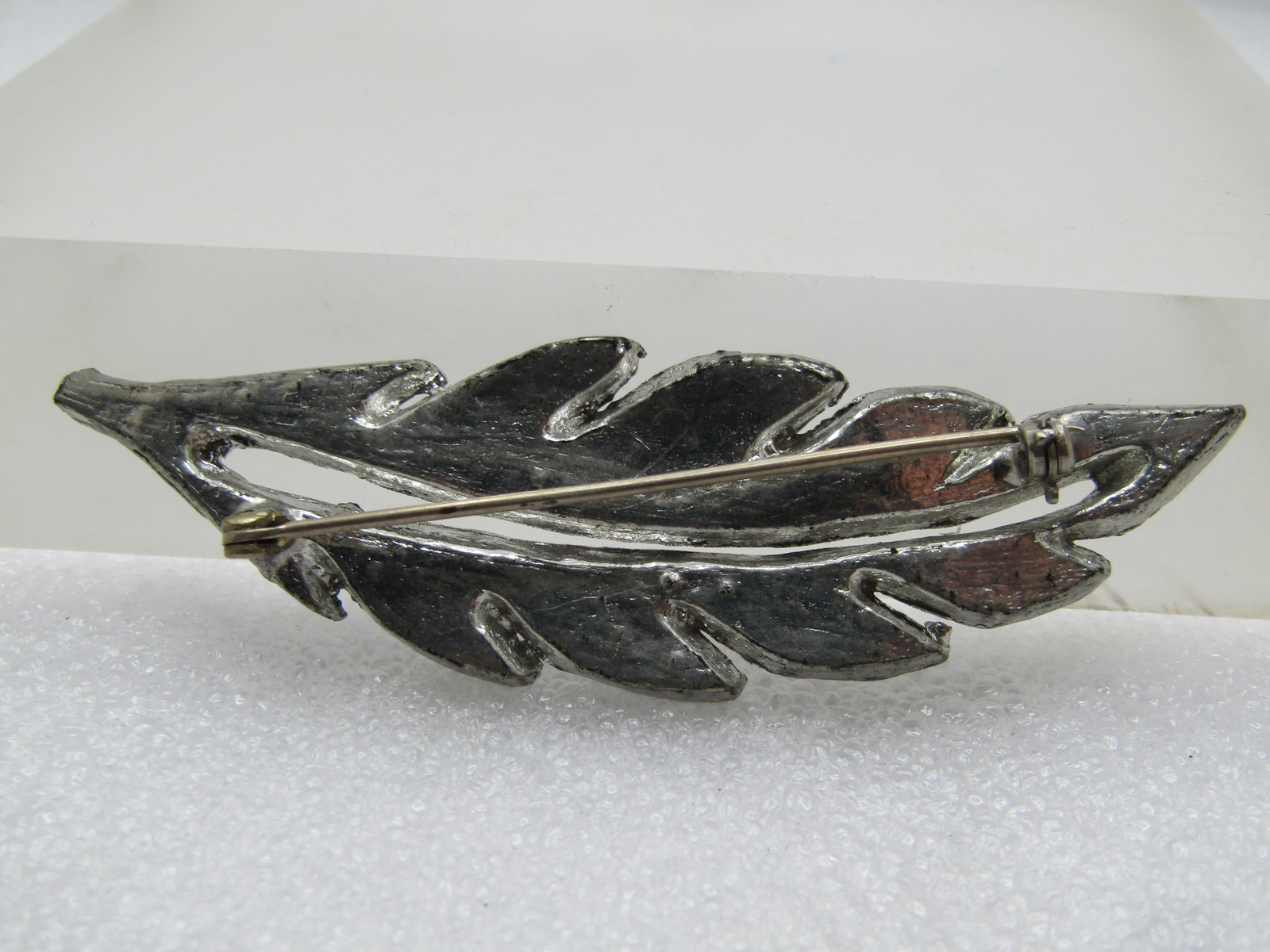 Vintage Cast Metal Rhinestone Leaf Brooch, 1940's - 4