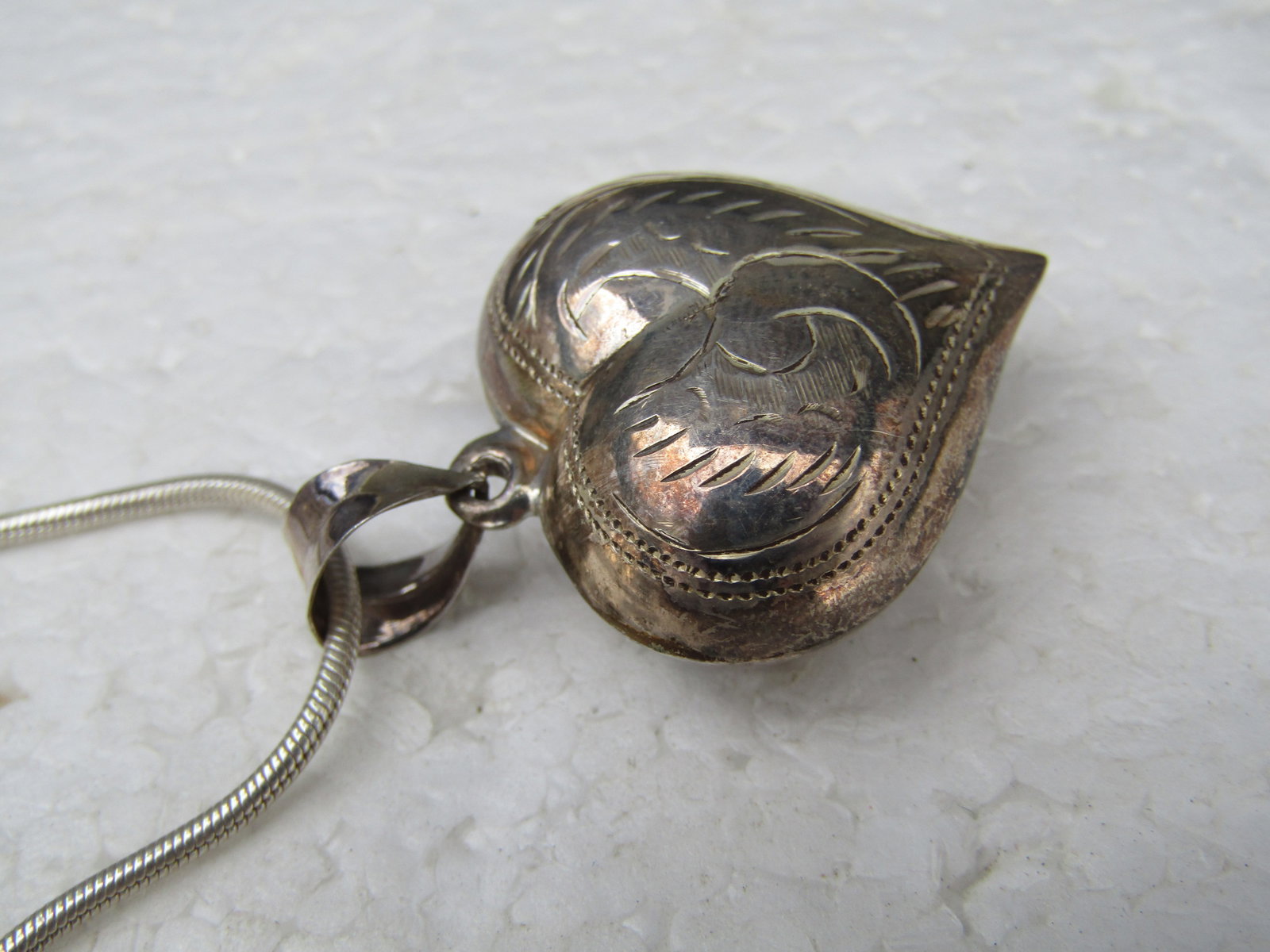 Vintage Sterling Engraved Puffy Heart Necklace 28" Round Snake Chain, 17.81 gr. - 5