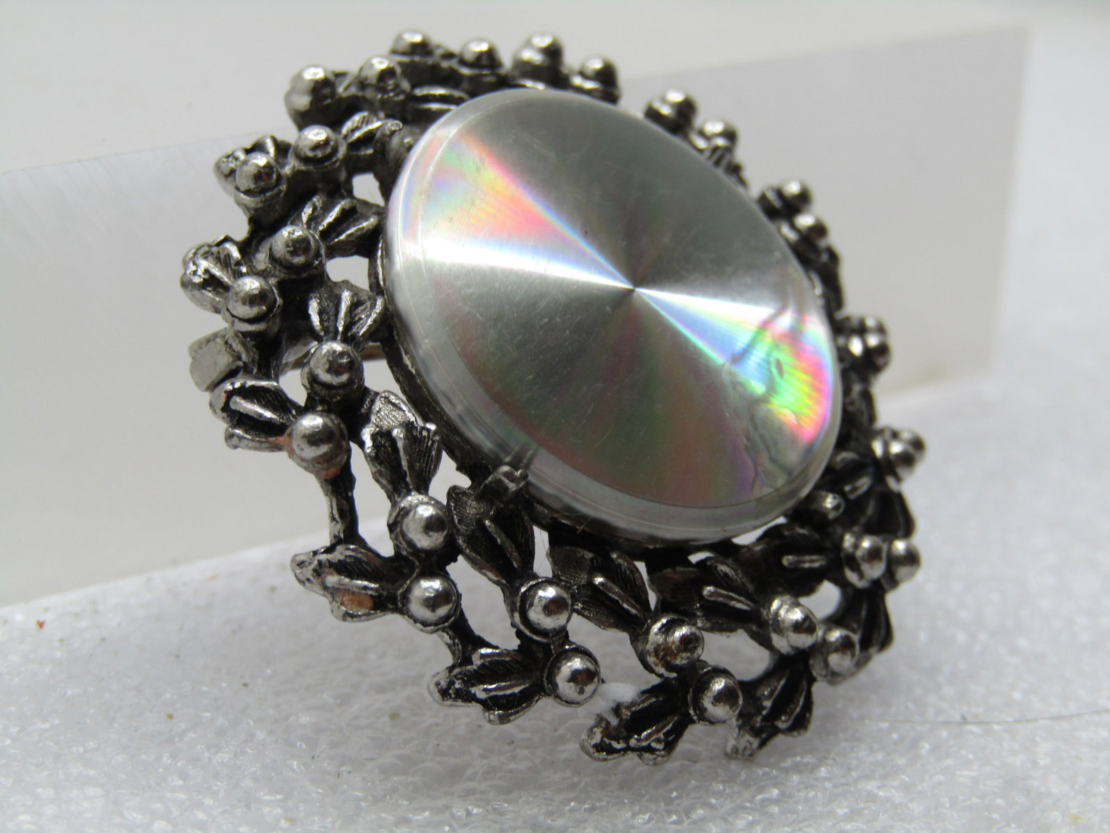 Vintage Holographic Wreath Brooch, Signed Jewelarama, 1960's, 1.5" - 3