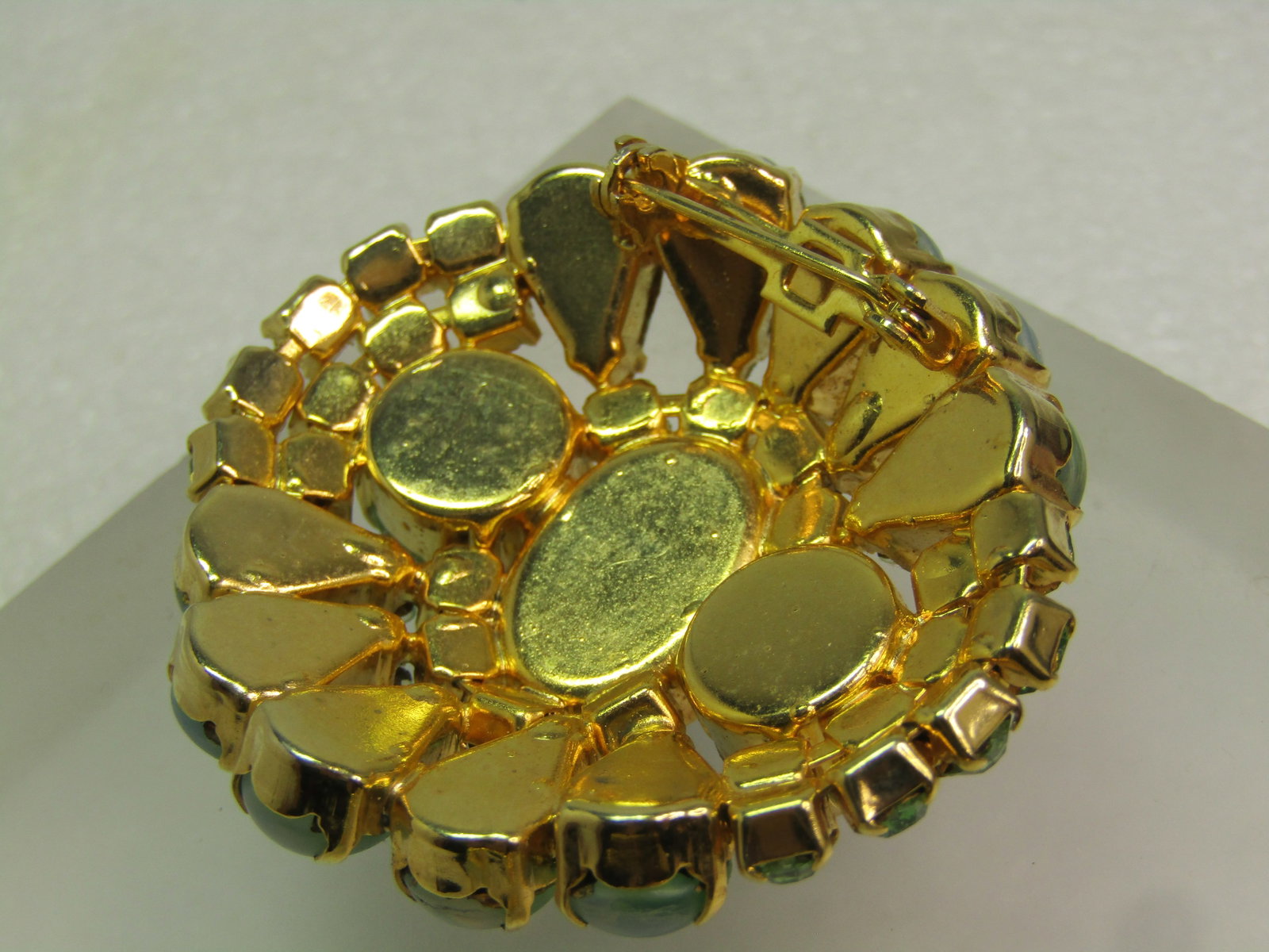 Vintage Green Rhinestone Givre Opalescent Brooch & Earrings Set, Juliana Style, Mid-Century - 6