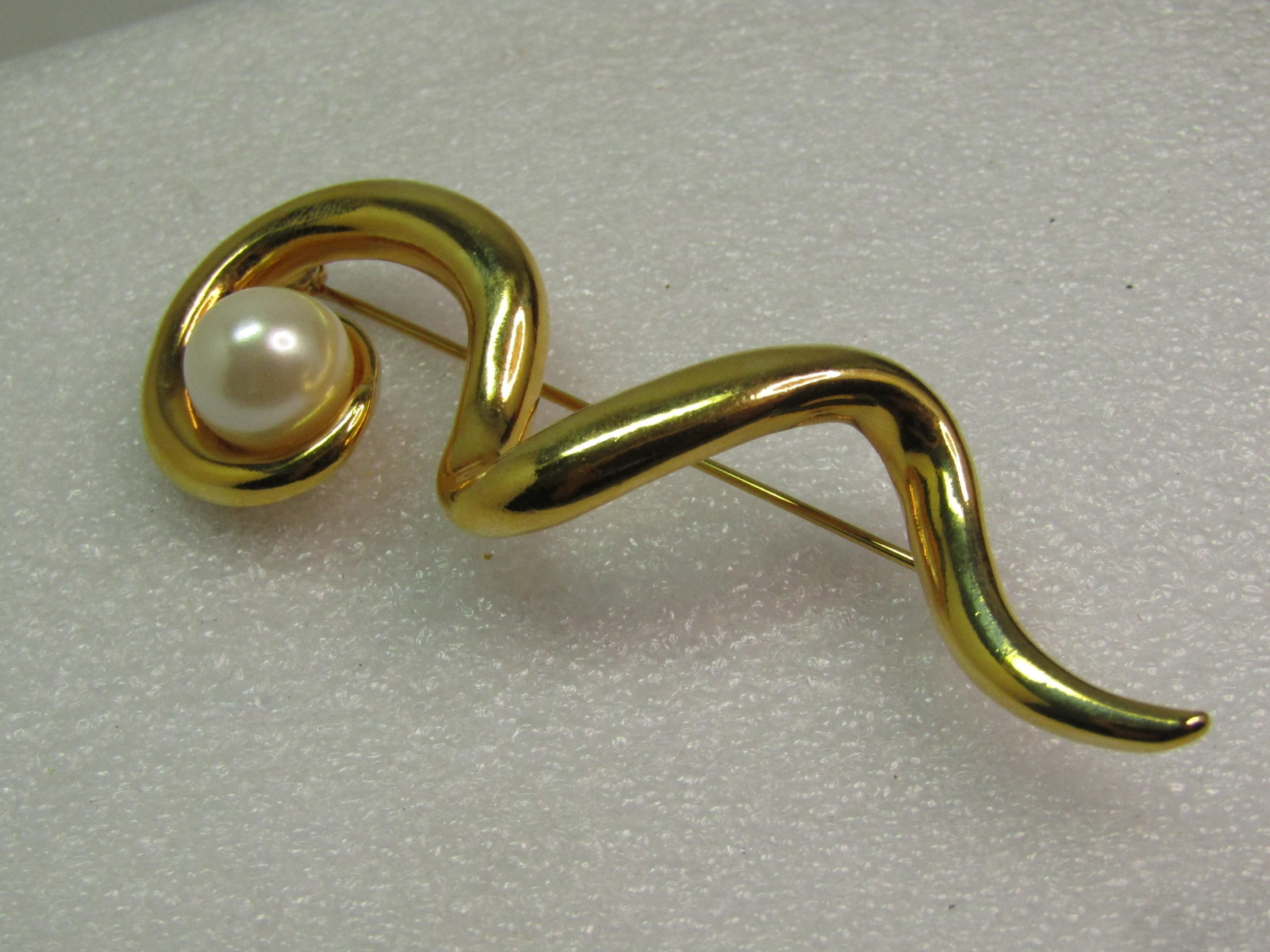 Vintage Squiggle Faux Pearl Brooch, 1990's. Mod Design - 3