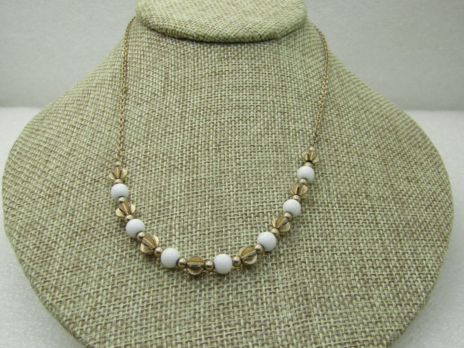 Vintage White & Gold Beaded Necklace, 17", Sarah Coventry, 1960's-1970's NL: Title: Vintage White & Gold Beaded Necklace, 17", Sarah Coventry, 1960's-1970's NL Description: Vintage White & Gold Beaded Necklace, 17", Sarah Coventry, 1960's-1970's. The beads are appx. 6mm white 