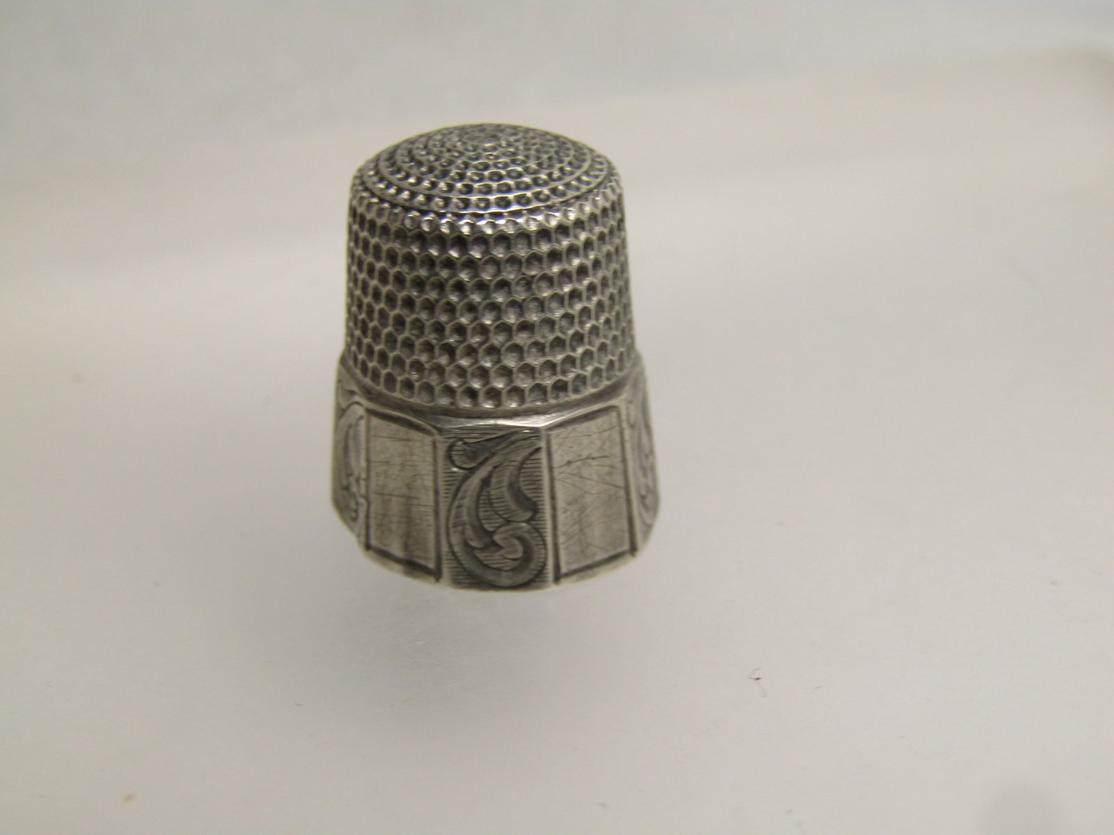 Vintage to Antique Sterling Thimble, Sz. 8, Signed, Victorian to 1920's - 2