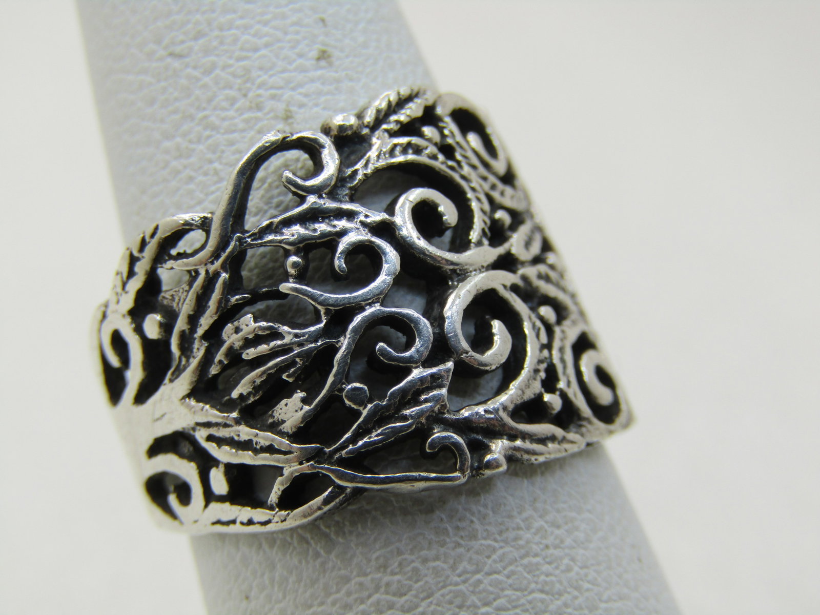 Vintage Sterling Silver Wide Scrolled Band Ring, Sz. 7, 5.92 gr. - 2