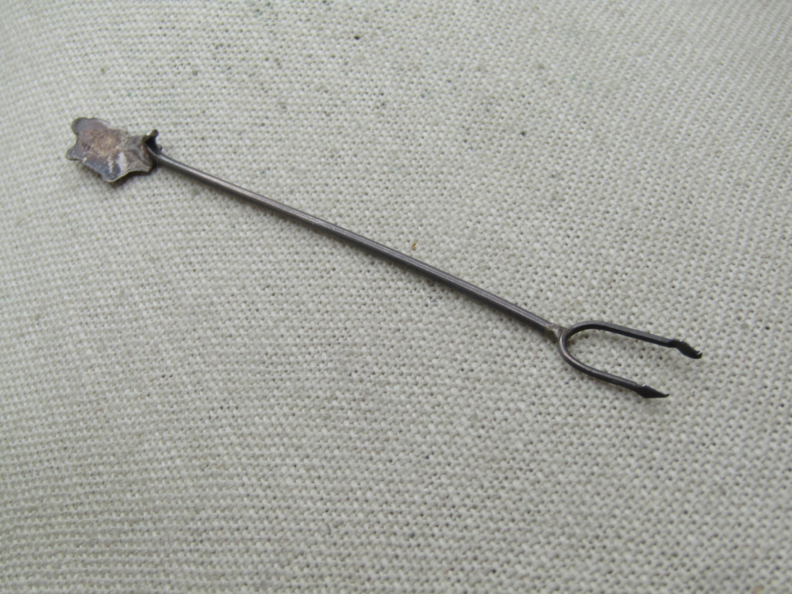Vintage .900 Silver Pickle/Olive Figural Fork, 1910's-1920's - 6
