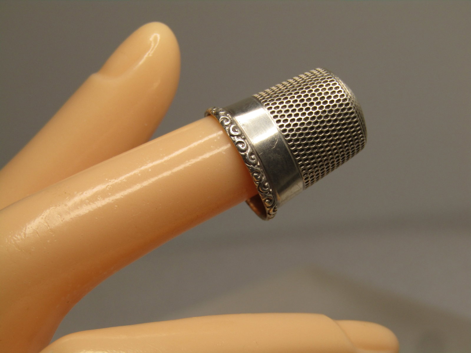 Vintage to Antique Sterling Thimble, Sz. 10, 1920's-1940's, Signed - 6