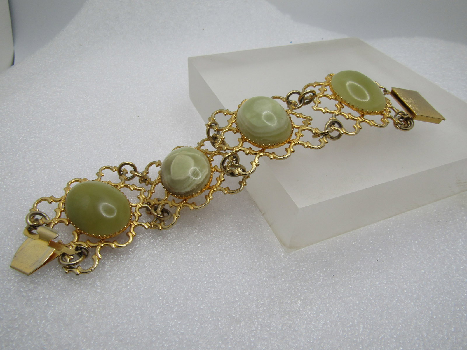 Vintage Wide Filigree Green Stone Bracelet, 7", 1960's-1970's - 4