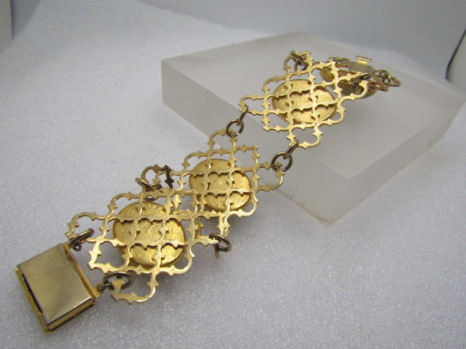 Vintage Wide Filigree Green Stone Bracelet, 7", 1960's-1970's - 5