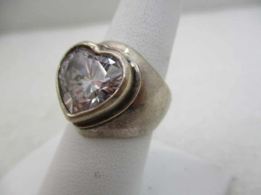 Vintage Sterling Silver Heart CZ Ring, Chunky, Sz. 8 (L) - 3