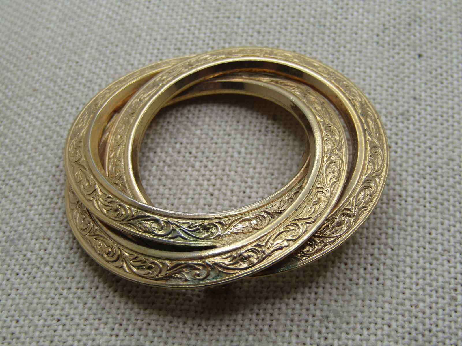 Vintage Triple Circle Brooch, Stamped Design, 1960's - 3