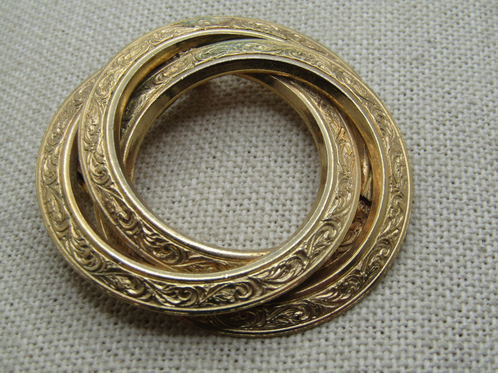 Vintage Triple Circle Brooch, Stamped Design, 1960's - 4