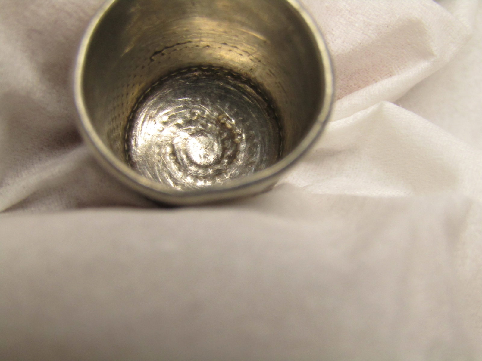 Vintage to Antique Sterling Thimble, European, 1920's or Earlier - 5