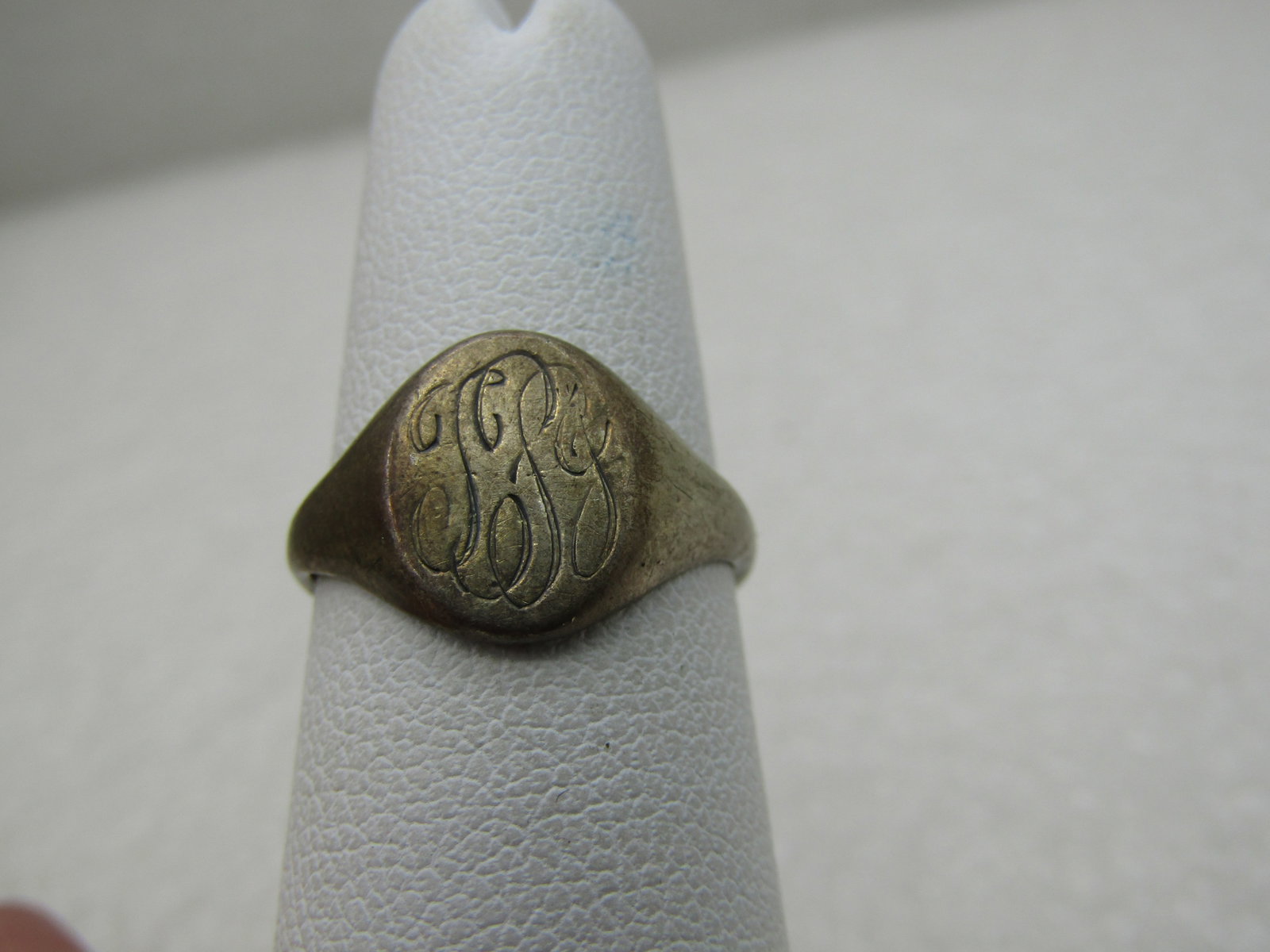 Vintage Sterling Silver Initial Ring, Sz. 5, 1950'S-1960'S (1 of 8)