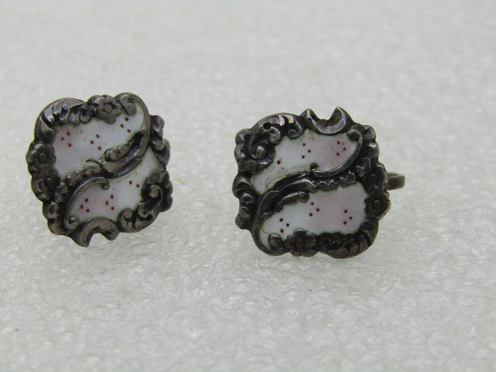 Vintage Sterling early 1900's Enameled Earrings, Screw Back, Floral Scrolled Design - 6