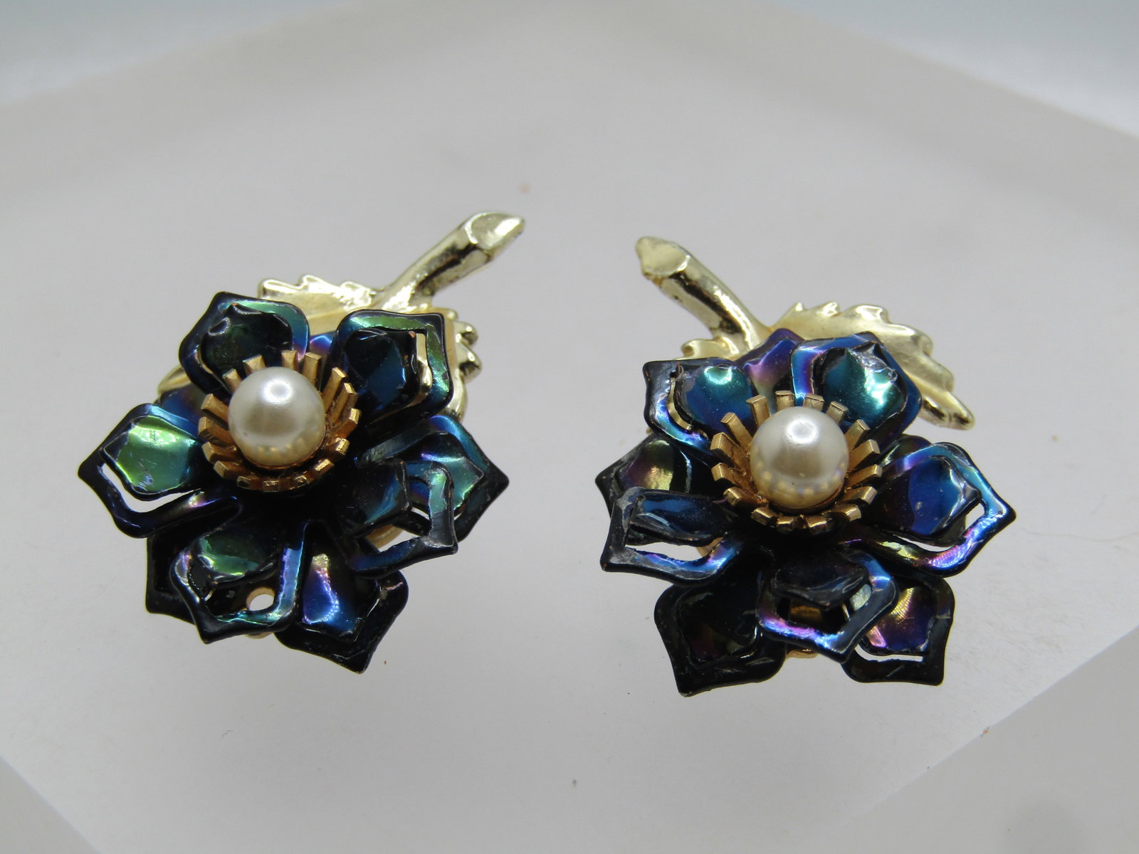 Vintage Peacock Iridescent Blossom Earrings, Clip, Enameled, 1960's - 3