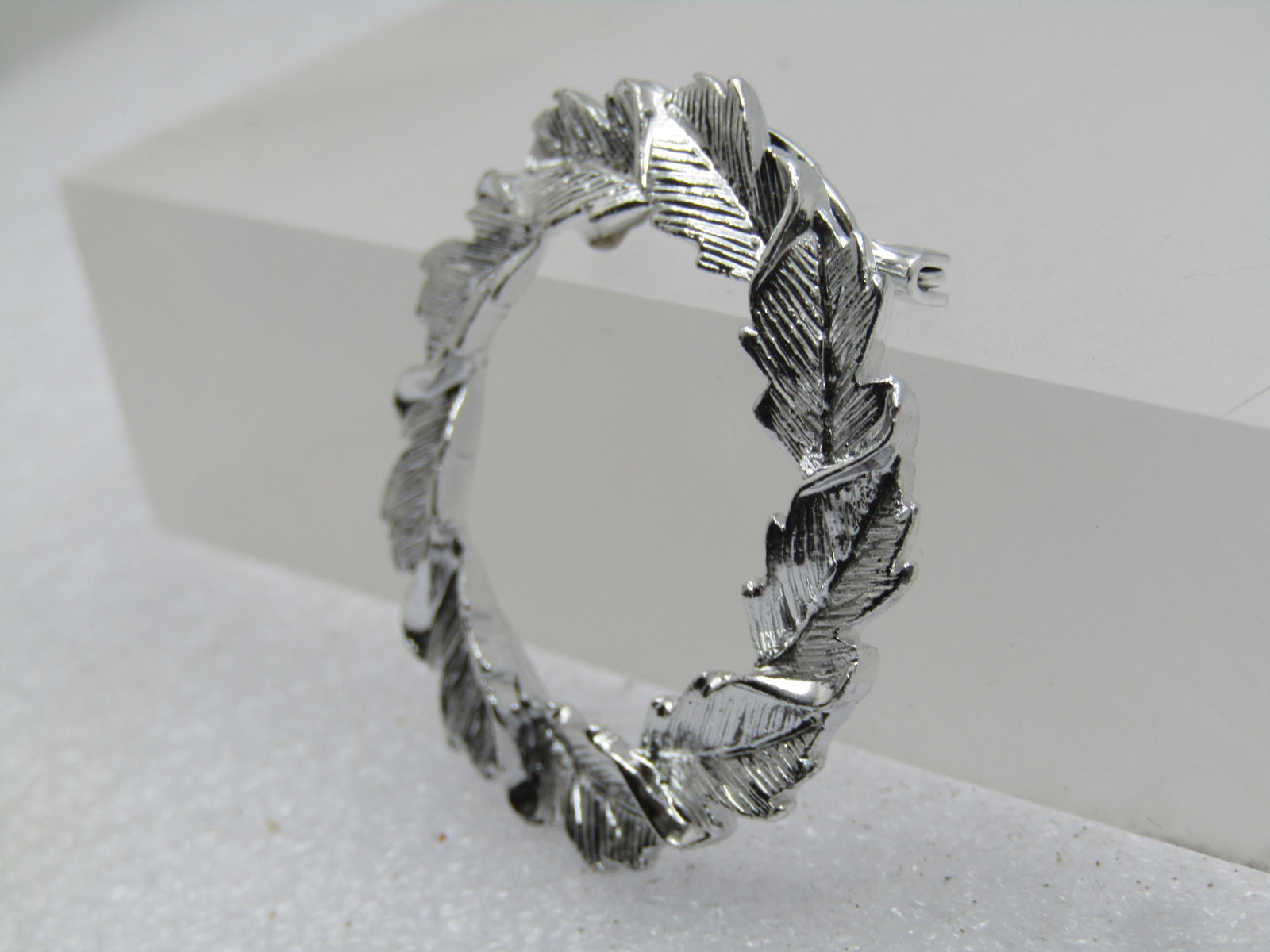 Vintage Leaf Circle Brooch, 1960's-1970's,, Signed Gerry's - 2