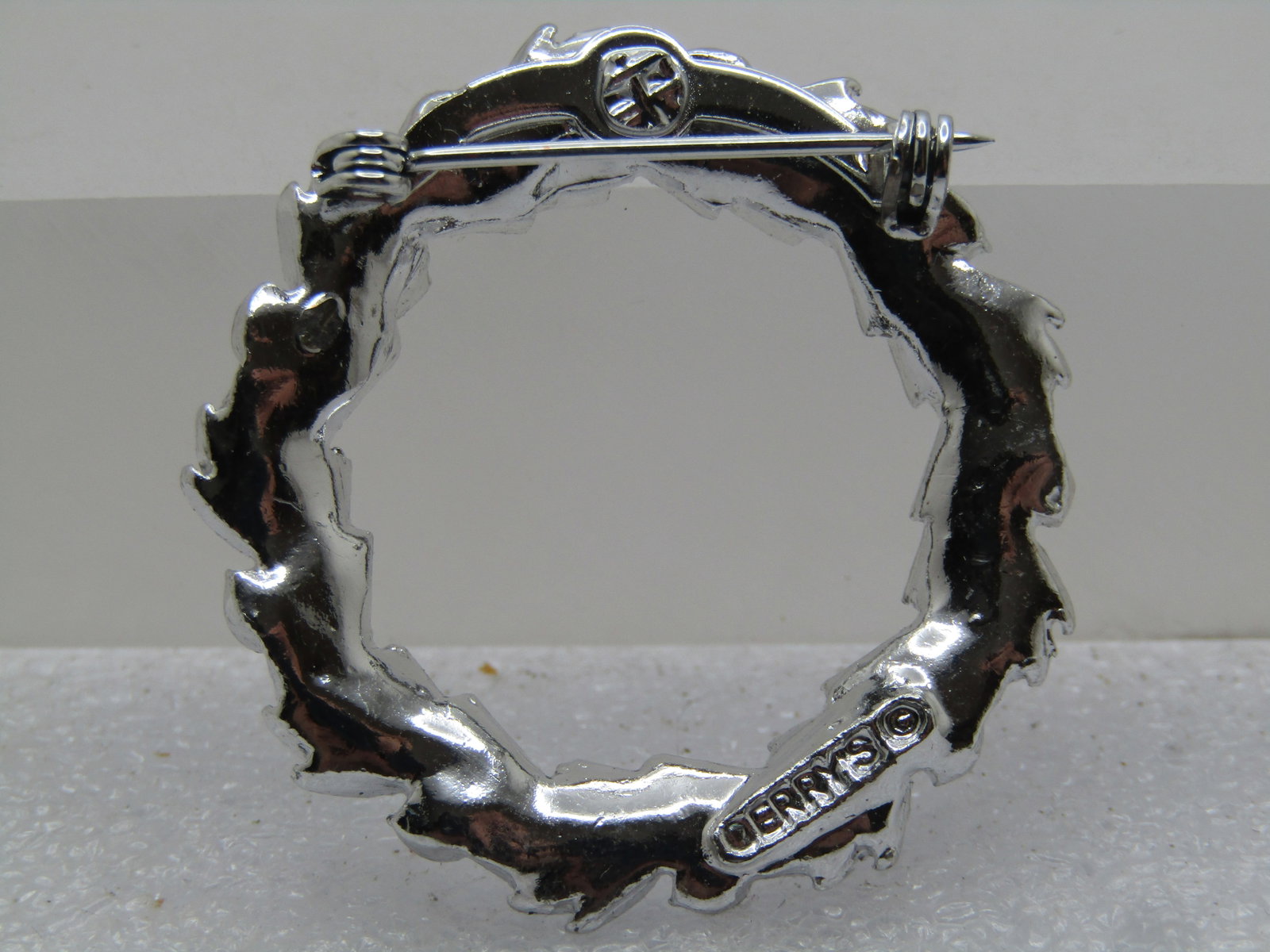 Vintage Leaf Circle Brooch, 1960's-1970's,, Signed Gerry's - 4