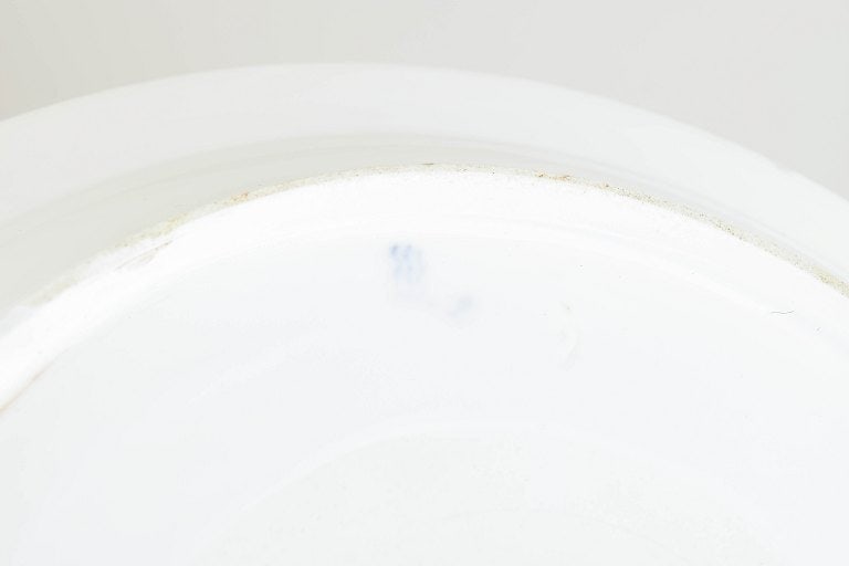 Royal Copenhagen, Denmark. Blue Fluted Plain large porcelain dish. Circa 1800. - 4
