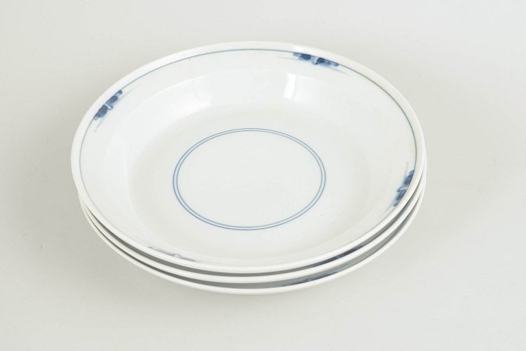 Gertrud Vasegaard for Royal Copenhagen, Denmark. Set of three porcelain deep plates with blue - 2