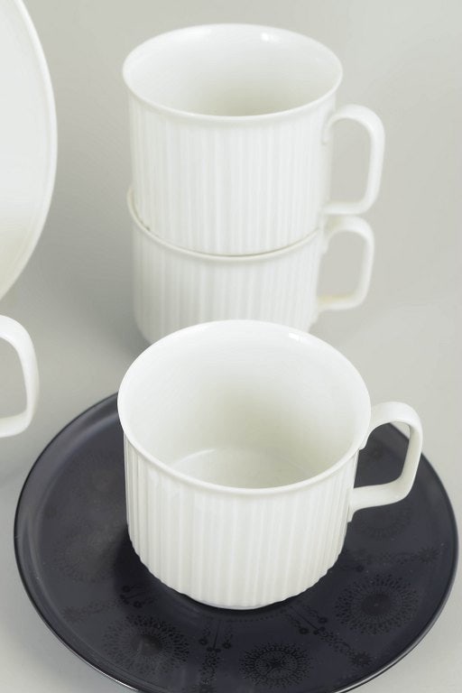 Tapio Wirkkala for Rosenthal, Scandinavia. Coffee service in white porcelain with a fluted surface. - 3
