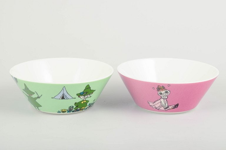 Arabia, Finland. Two porcelain Moomin bowls. 21st century.: Arabia Finland Moomin bowls, 21st century. Two decorative porcelain Moomin bowls by Arabia Finland, each featuring iconic characters from Tove Jansson's universe. Origin: Finland. Designer: Arabia / M