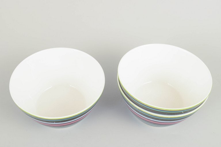 Alfredo Häberli for Iittala, Finland. Three colourful porcelain bowls with multicoloured horizontal - 2